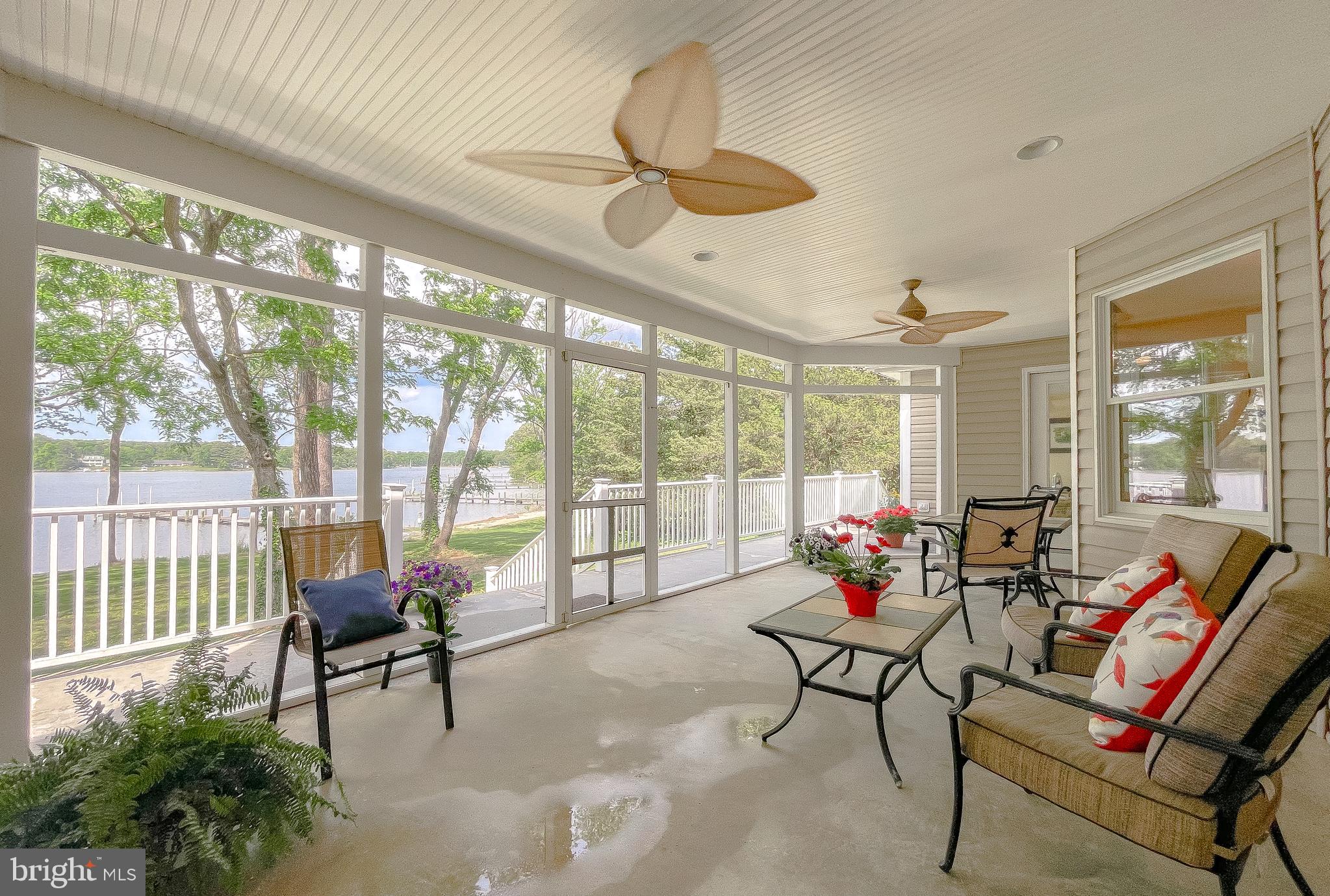 47754 Cross Manor Road St. Inigoes, MD 20684 - Photo 7 of 47 Screened Porch-entry from Living Room