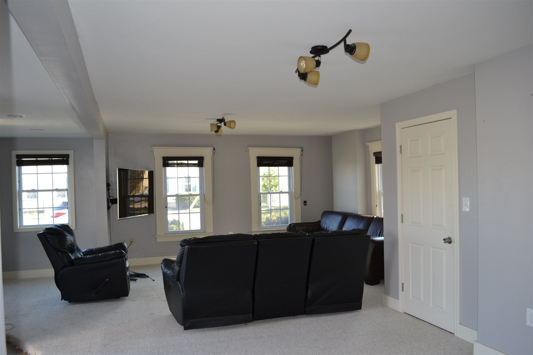 12 Clinton Street Concord, NH 03301 - Photo 8 of 29