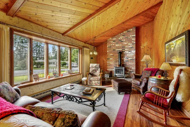 $674,900 | 6556 Tannenbaum Circle, Bonners Ferry, ID 83805