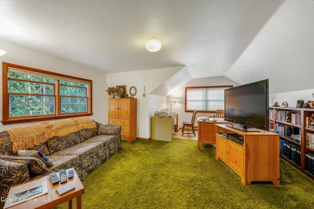 $674,900 | 6556 Tannenbaum Circle, Bonners Ferry, ID 83805