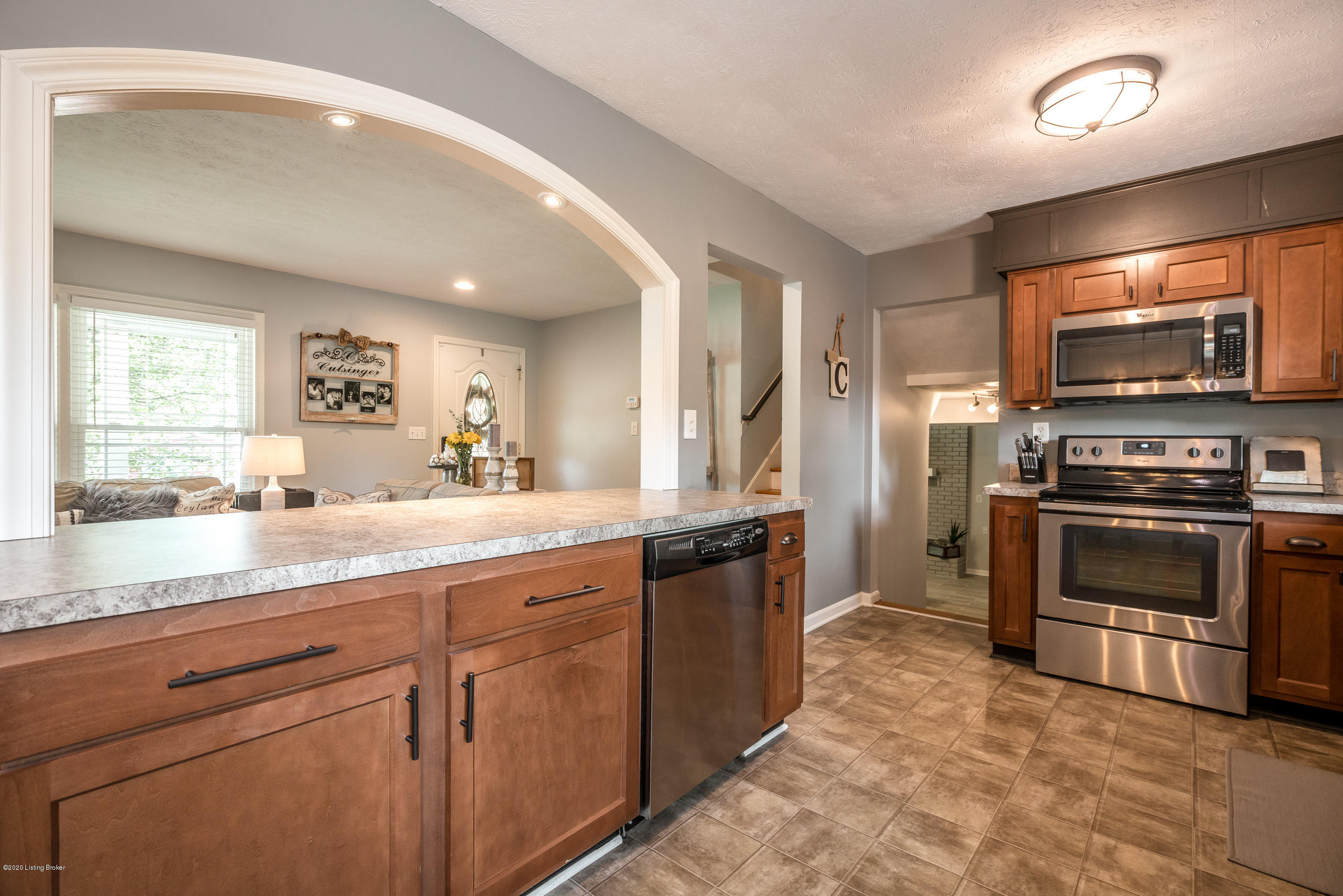 3608 Locklee Road Louisville, KY 40214 - Photo 12 of 44 3608 Locklee Road-24