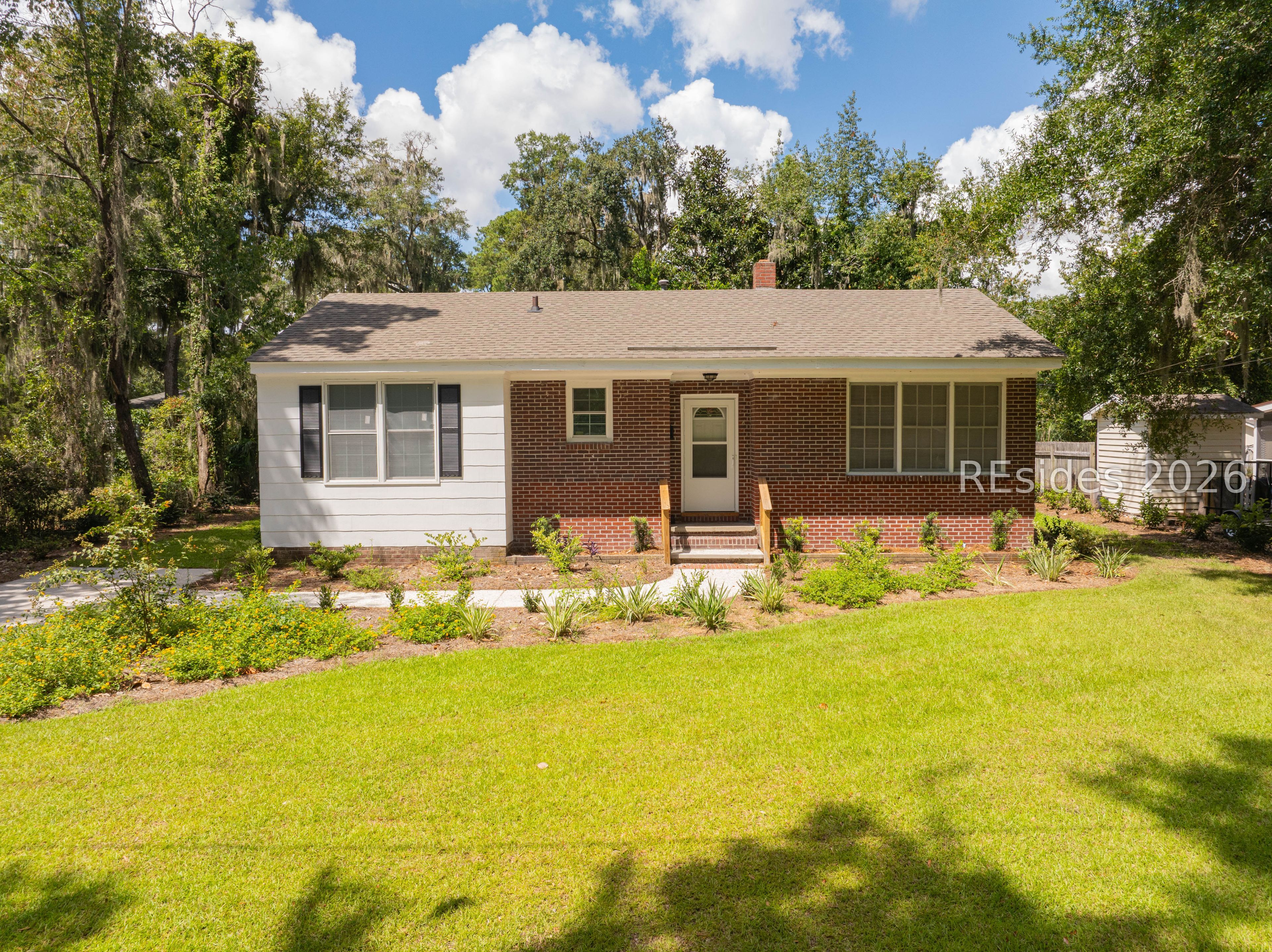 2002 Roper Street Beaufort, SC 29902 - Photo 6 of 56