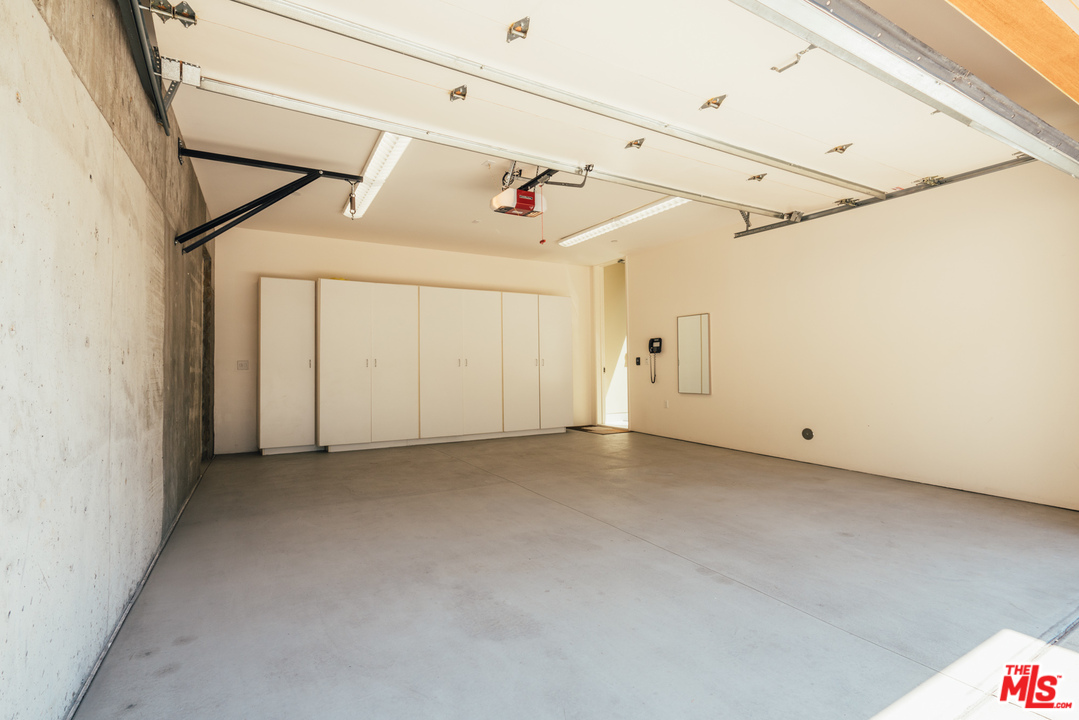 1470 Carla Ridge Beverly Hills, CA 90210 - Photo 43 of 44 a view of a partially built entryway