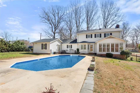 $459,000 | 208 Hammett Bridge Road, Greer, SC 29650