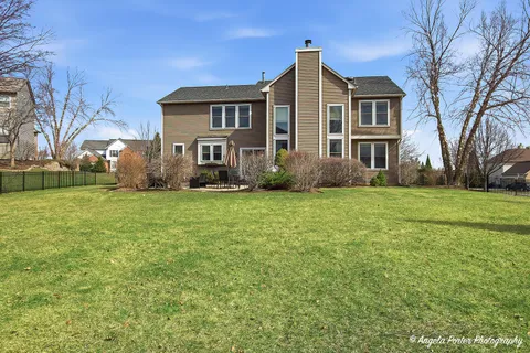 $662,000 | 491 Saratoga Circle, Algonquin, IL 60102