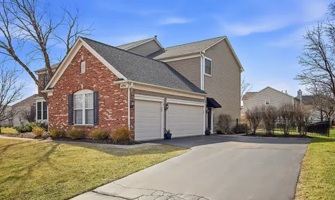 $662,000 | 491 Saratoga Circle, Algonquin, IL 60102