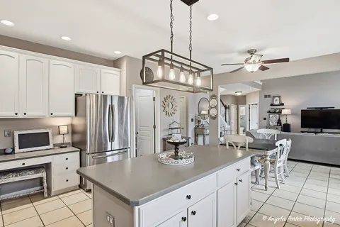 $662,000 | 491 Saratoga Circle, Algonquin, IL 60102