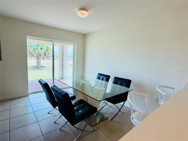 $2,000 | 513 Ella Jean Pi Banyan Village, LaBelle, FL 33935