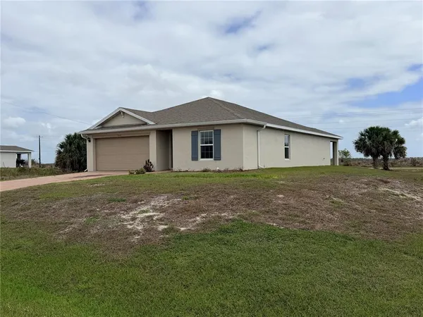 $2,000 | 513 Ella Jean Pi Banyan Village, LaBelle, FL 33935