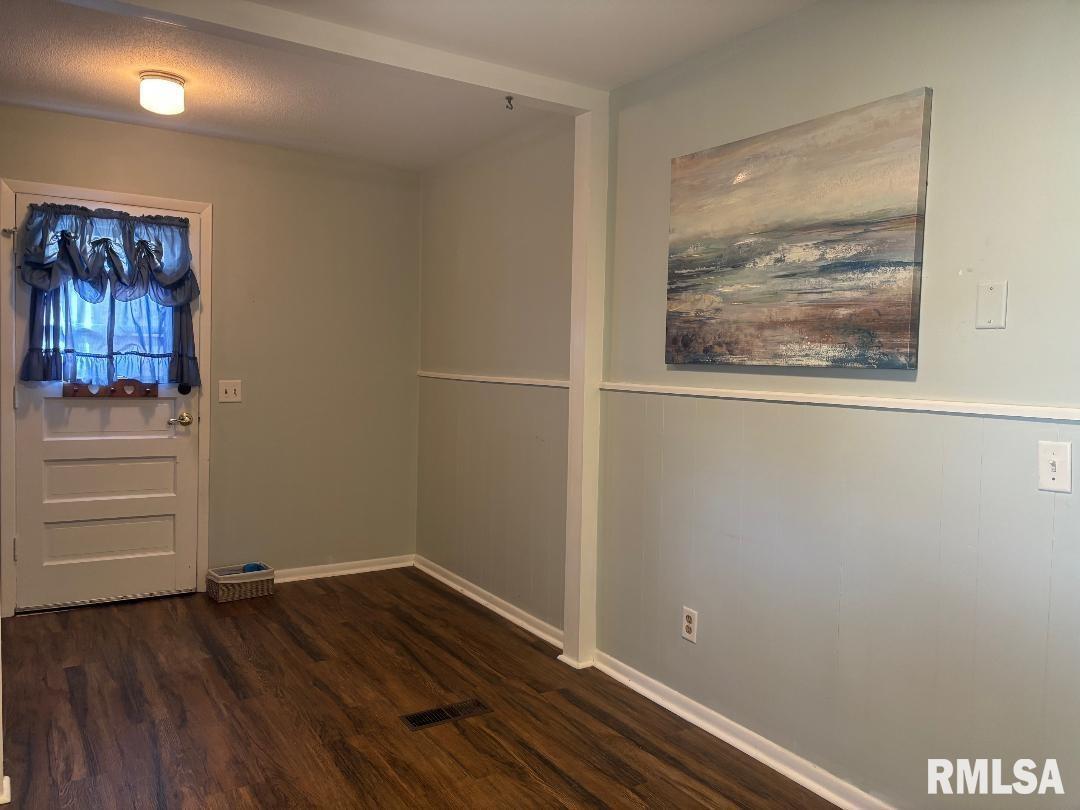2517 Sandgate Road Springfield, IL 62702 - Photo 13 of 24