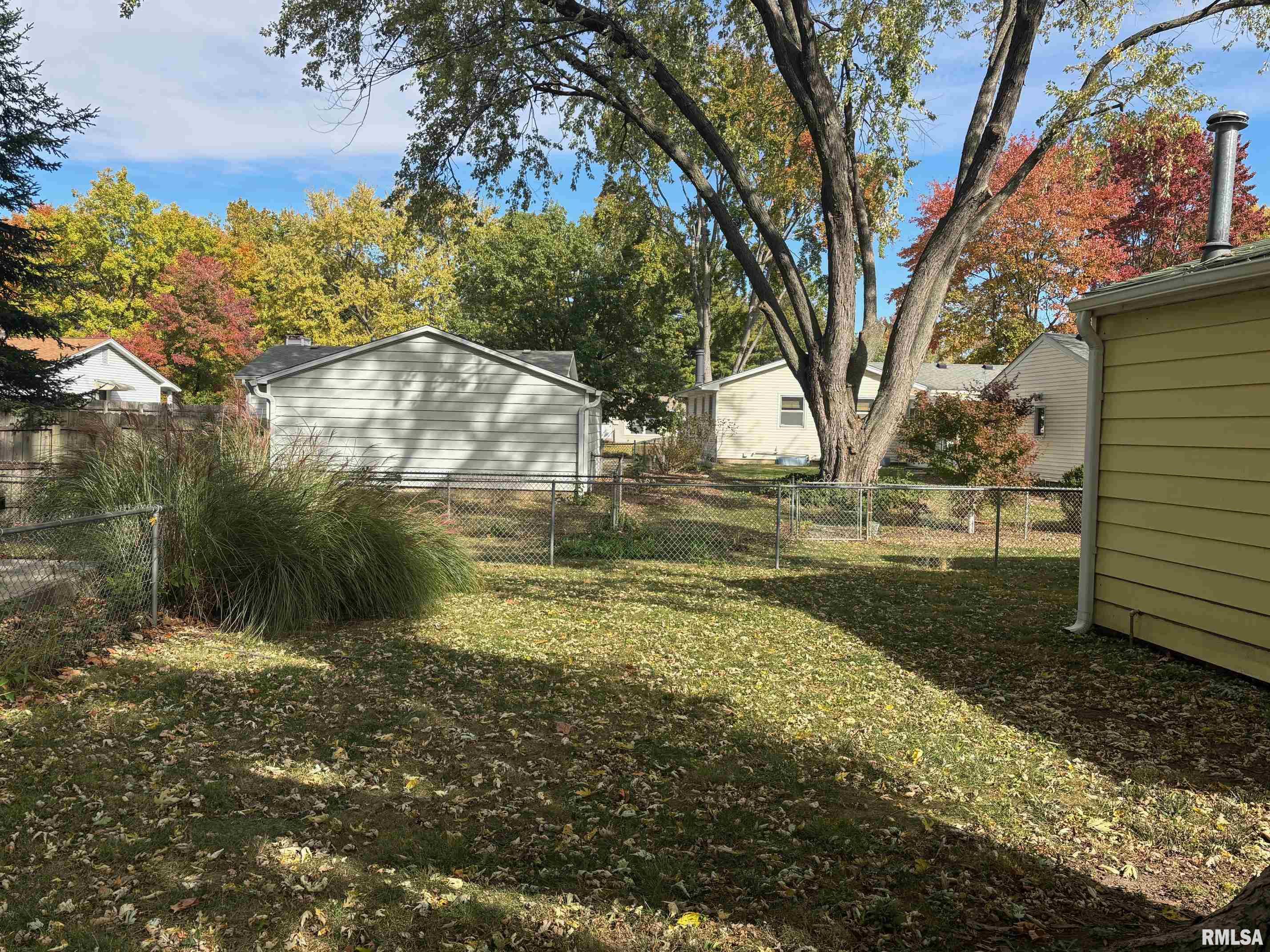 2517 Sandgate Road Springfield, IL 62702 - Photo 10 of 24