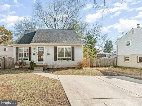 $430,000 | 7803 West Shore Road, Pasadena, MD 21122
