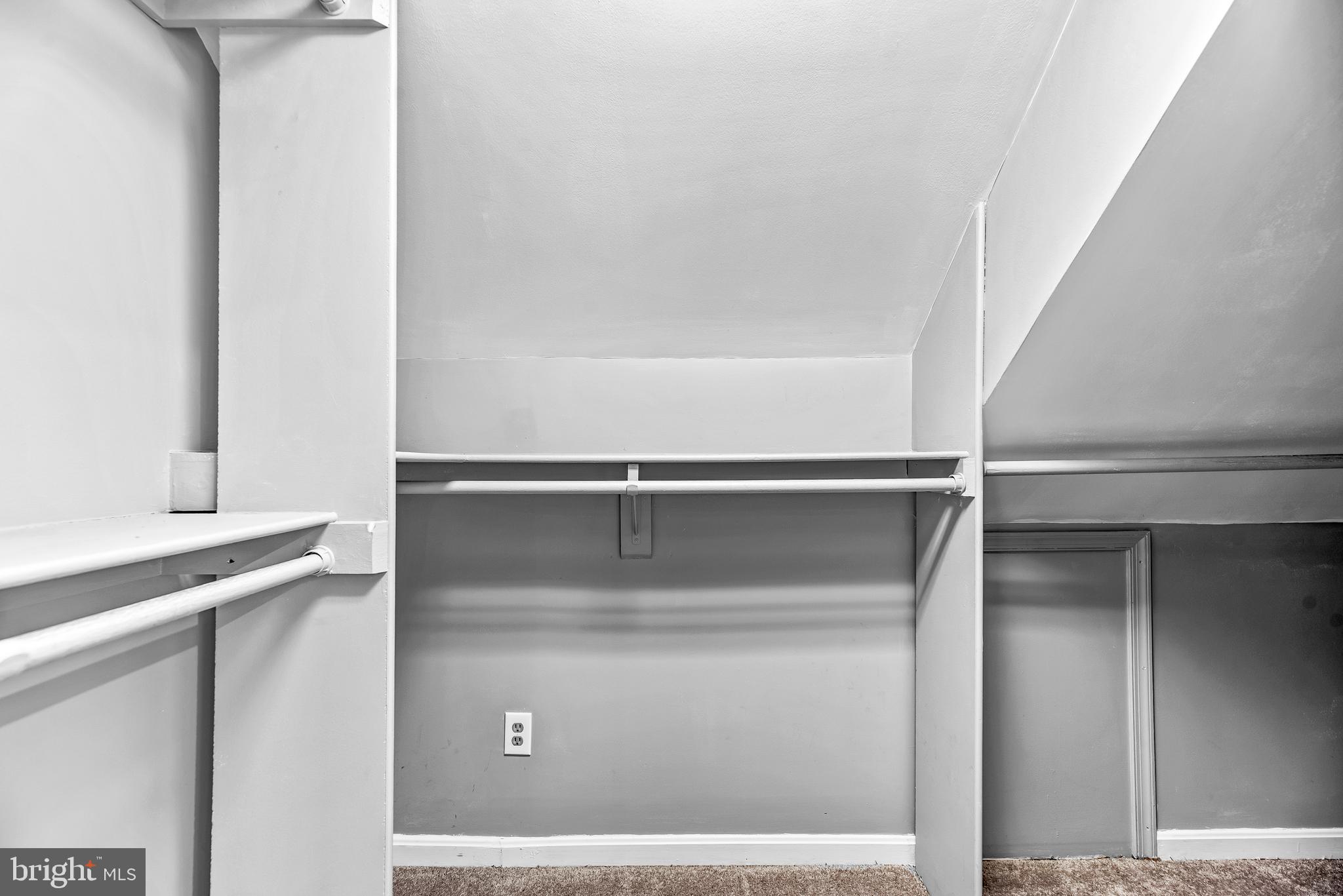 7803 West Shore Road Pasadena, MD 21122 - Photo 26 of 34