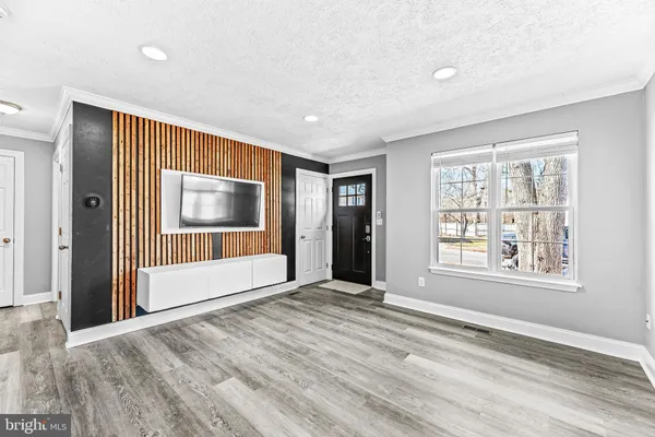 $430,000 | 7803 West Shore Road, Pasadena, MD 21122