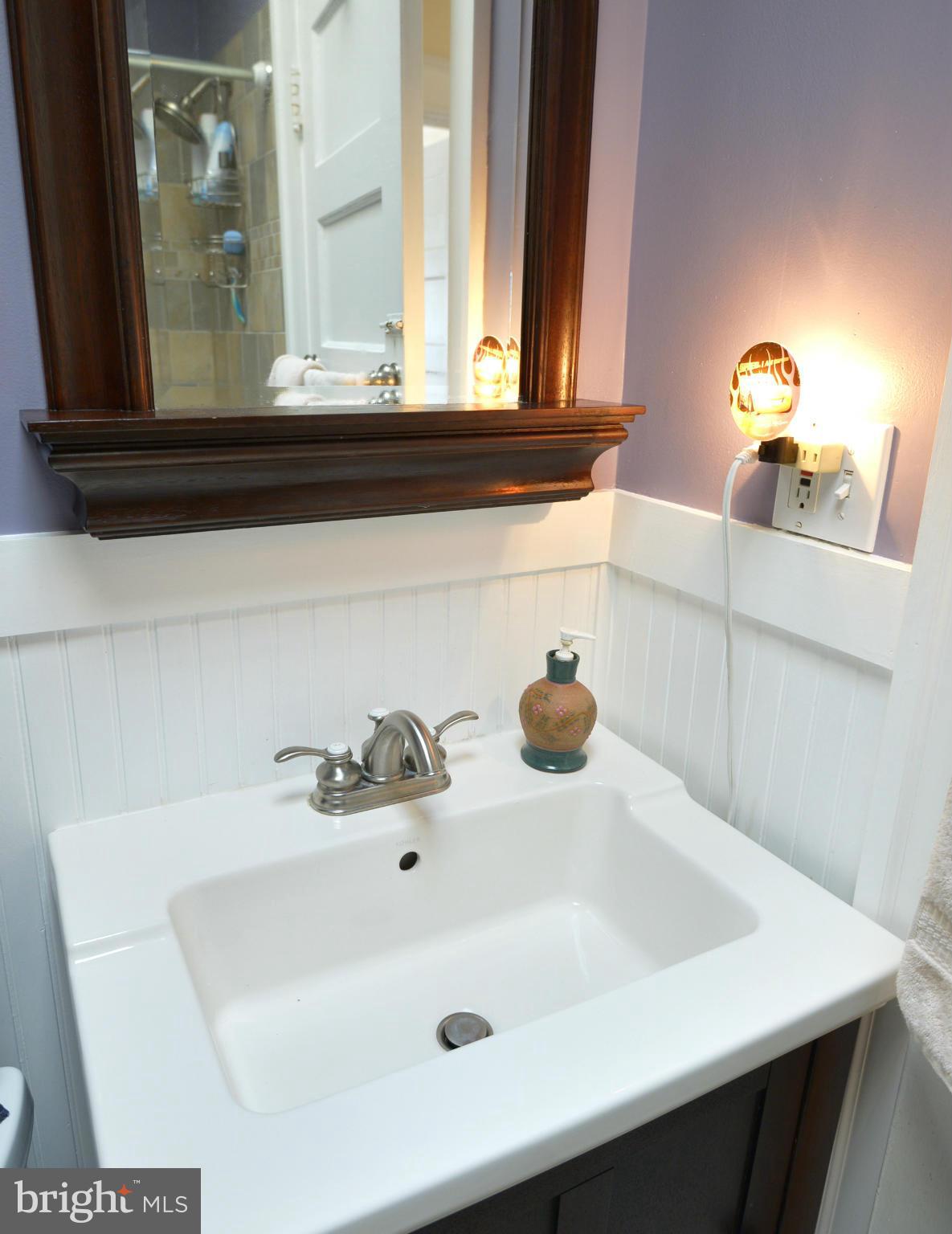 4453 Q Street Northwest Washington, DC 20007 - Photo 20 of 30 Upper Full Bath