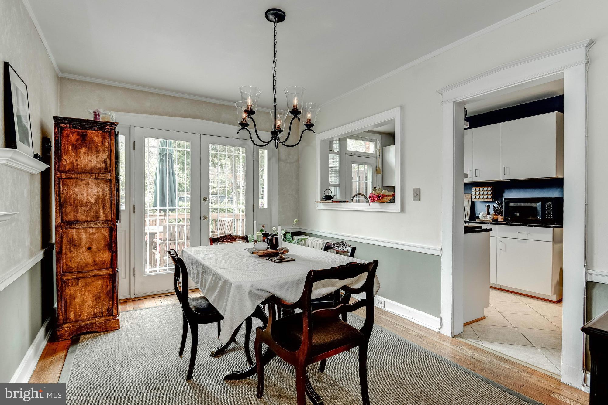 4453 Q Street Northwest Washington, DC 20007 - Photo 10 of 30 Dining Room