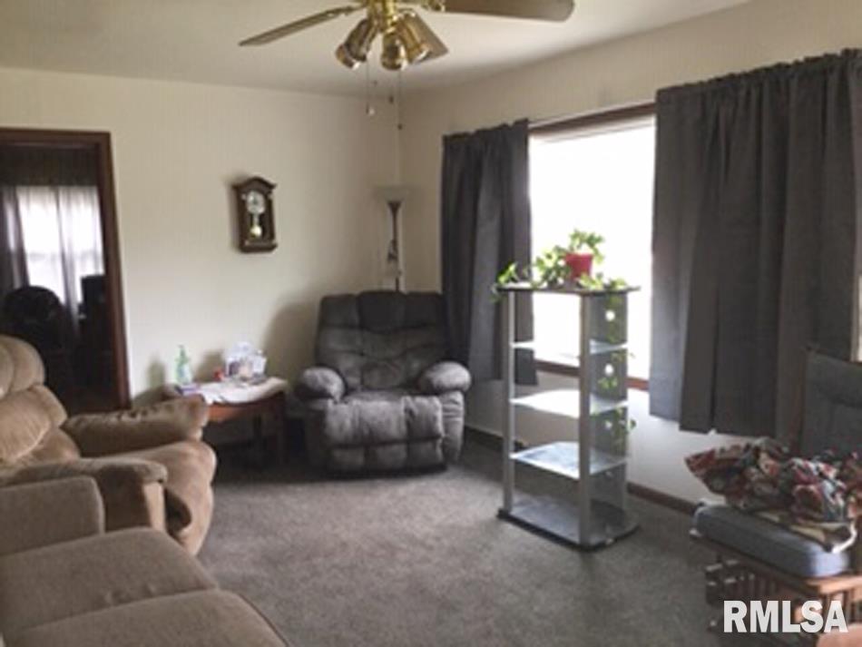 125 Briargate Road Washington, IL 61571 - Photo 3 of 9 Gallery Image 3