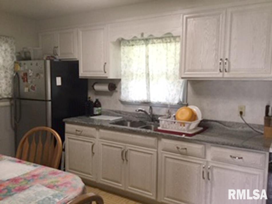 125 Briargate Road Washington, IL 61571 - Photo 4 of 9 Gallery Image 4