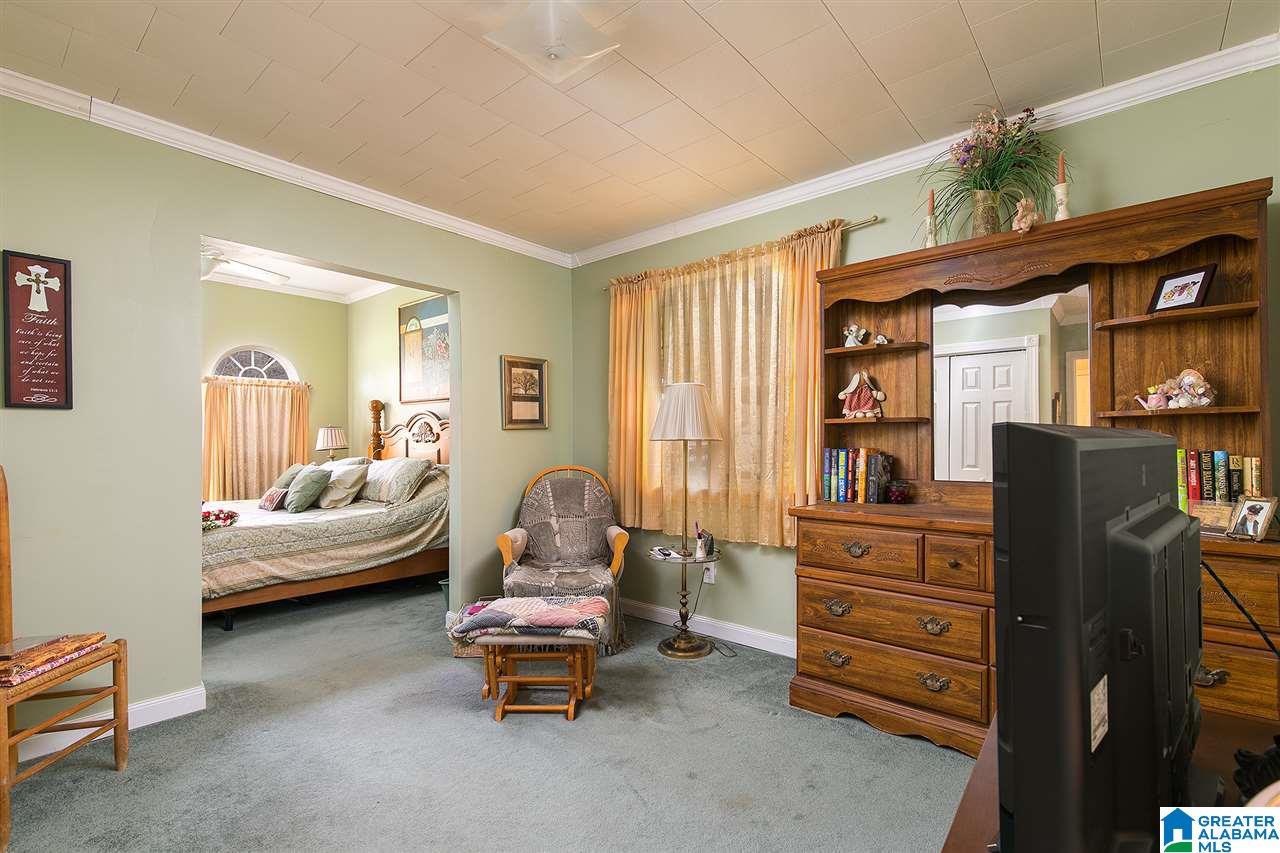401 Lakeshore Loop Oneonta, AL 35121 - Photo 24 of 46