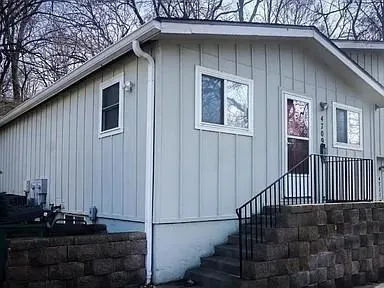 $1,400,000 | 4701 Roe Lane, Roeland Park, KS 66205