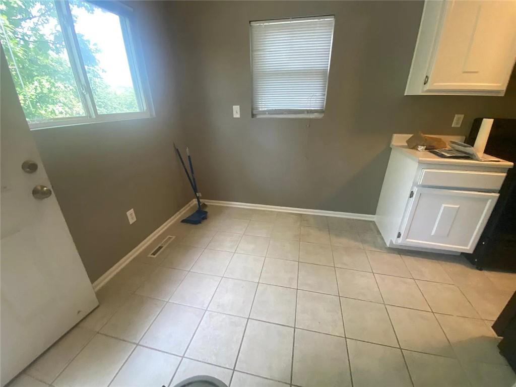 4701 Roe Lane Roeland Park, KS 66205 - Photo 13 of 24