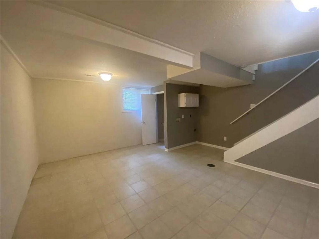 4701 Roe Lane Roeland Park, KS 66205 - Photo 5 of 24