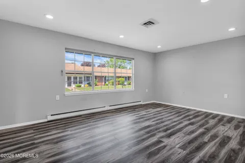 $217,999 | 1045 Fife Court, Unit C, Lakewood, NJ 08701
