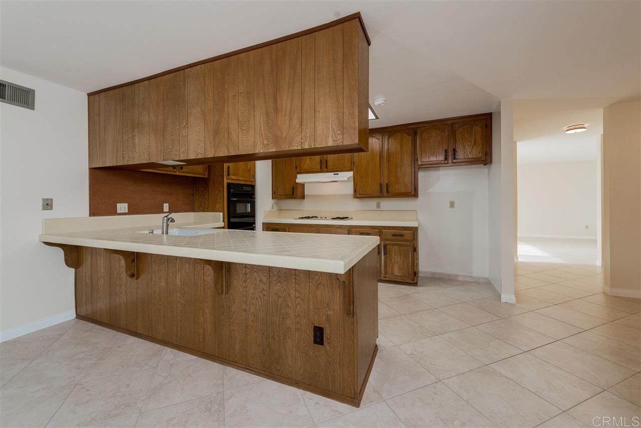 507 Stable Ridge Street El Cajon, CA 92019 - Photo 11 of 25 Gallery Image 11