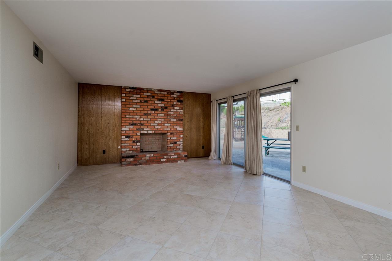 507 Stable Ridge Street El Cajon, CA 92019 - Photo 9 of 25 Gallery Image 9
