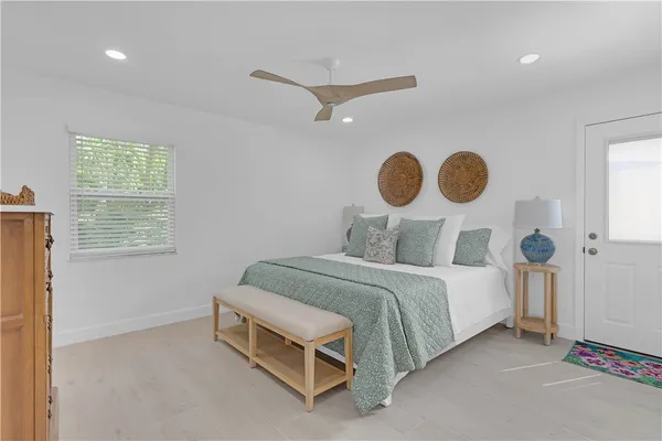 $1,195,000 | 9430-9436 Seagrape Drive, Vero Beach, FL 32963