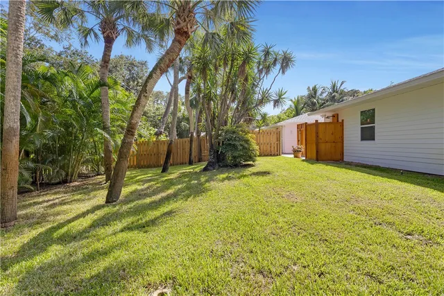 a view of front door and porch
