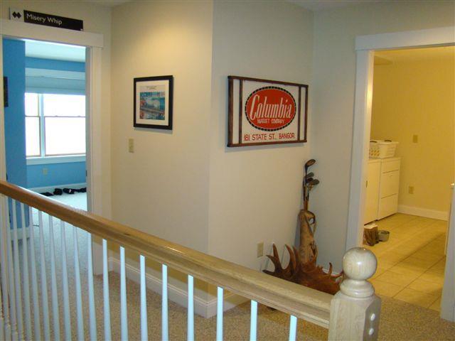 1022 North Ridge Road, Unit 1022 Carrabassett Valley, ME 04947 - Photo 18 of 27 Upstairs hallway
