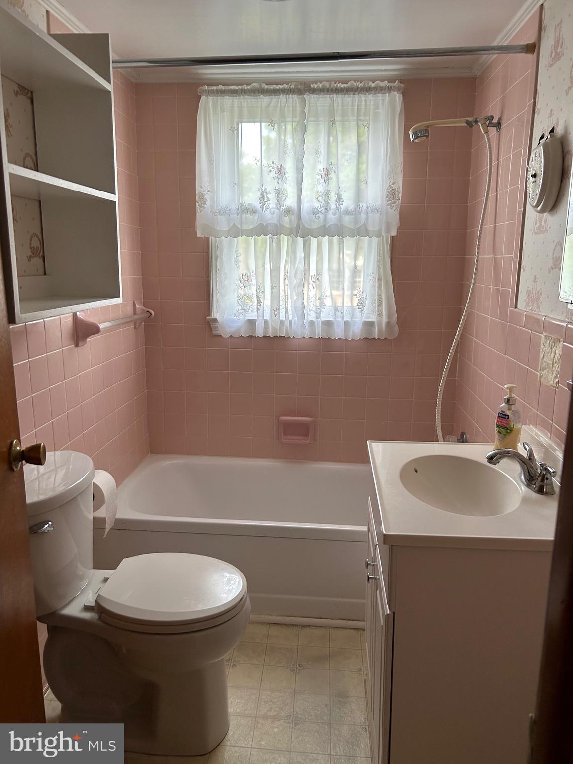 2091 Old Chapel Road Boyce, VA 22620 - Photo 13 of 28 bathroom