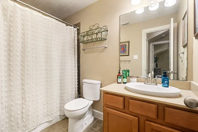 $725,000 | 2121 Quiet Falls Lane, League City, TX 77573