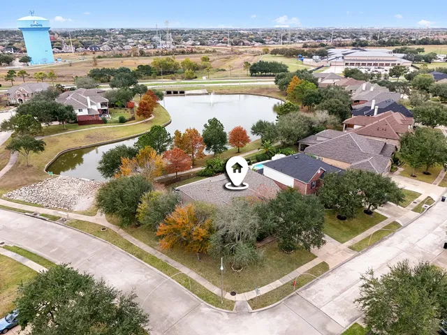 $725,000 | 2121 Quiet Falls Lane, League City, TX 77573