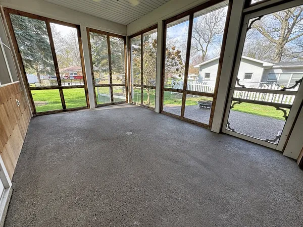 $239,900 | 1312 32nd Ave Court, East Moline, IL 61244