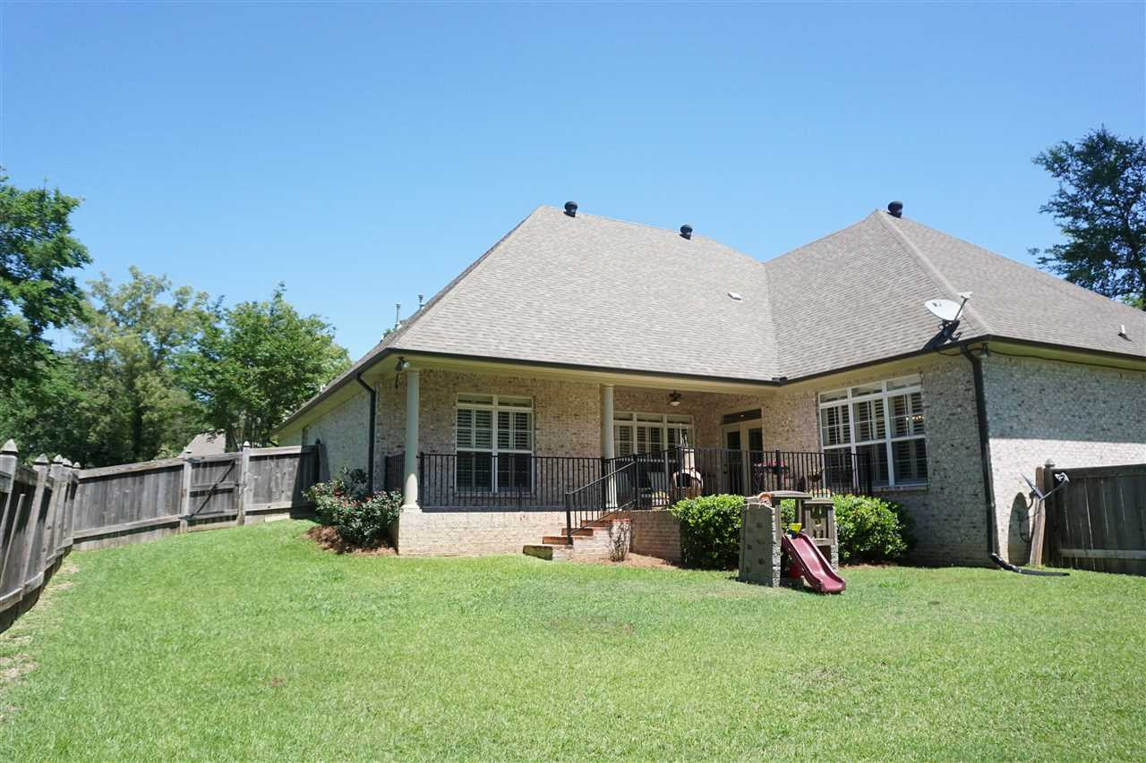 474 Kingsbridge Road Madison, MS 39110 - Photo 31 of 37 Nice Backyard
