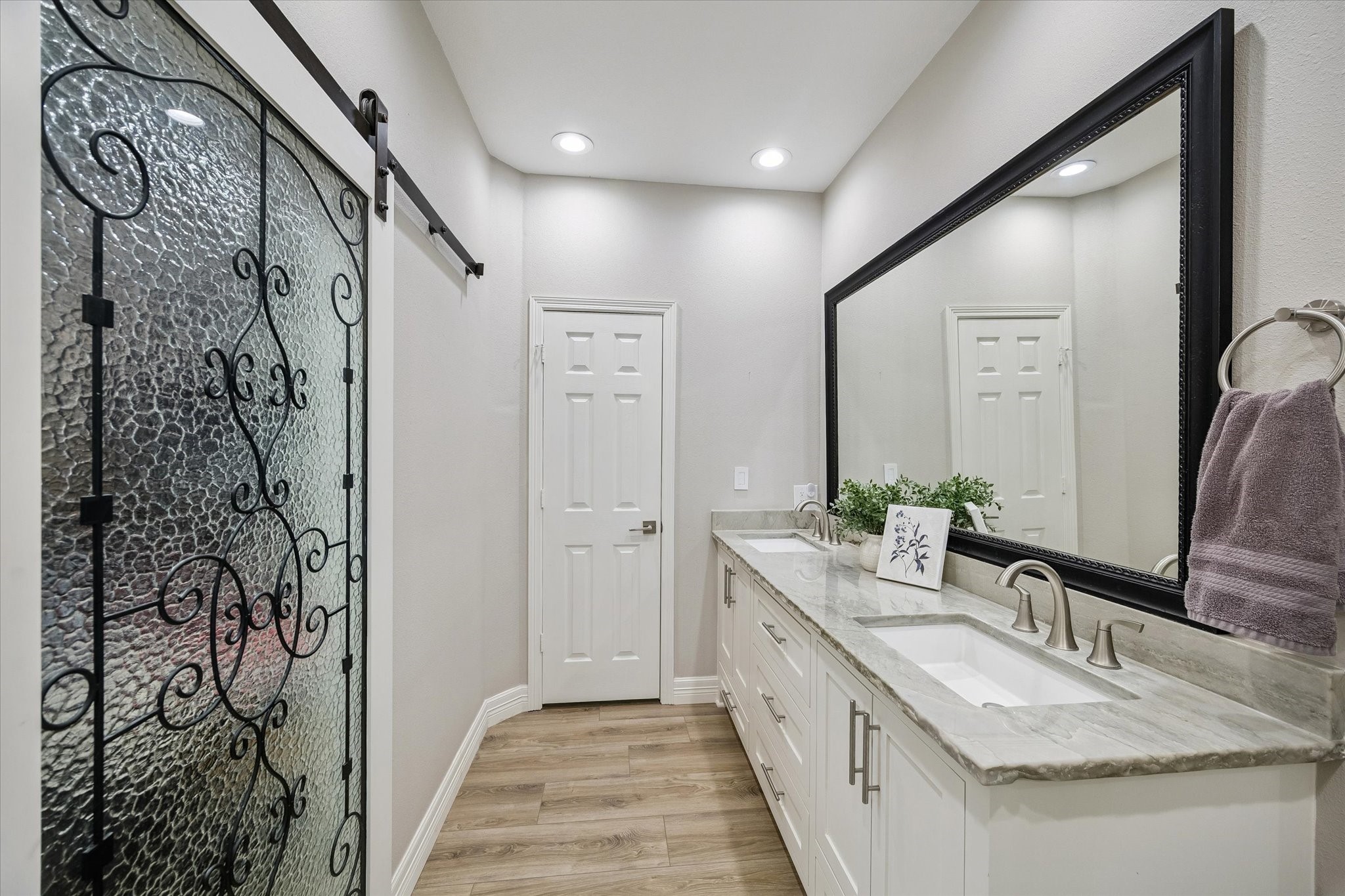 19973 Peel Road Montgomery, TX 77356 - Photo 14 of 31 Primary bathroom and water closet straight ahead.