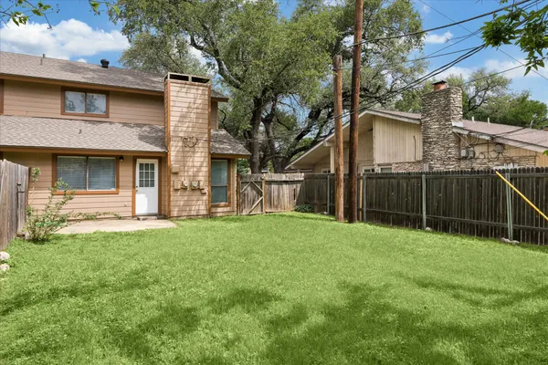 $1,850 | 8329 Fathom Circle, Austin, TX 78750