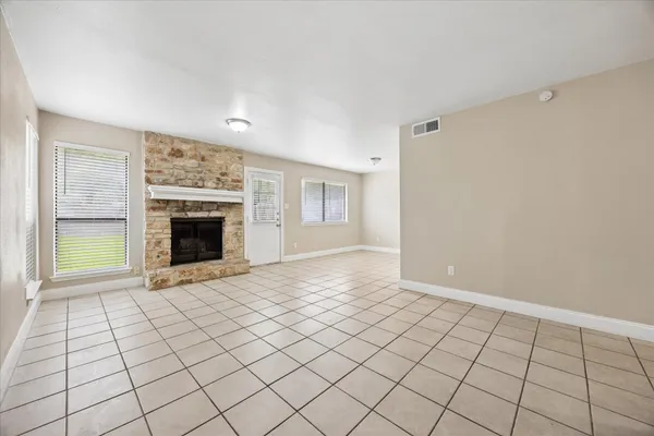 $1,850 | 8329 Fathom Circle, Austin, TX 78750