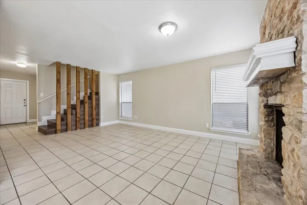 $1,850 | 8329 Fathom Circle, Austin, TX 78750