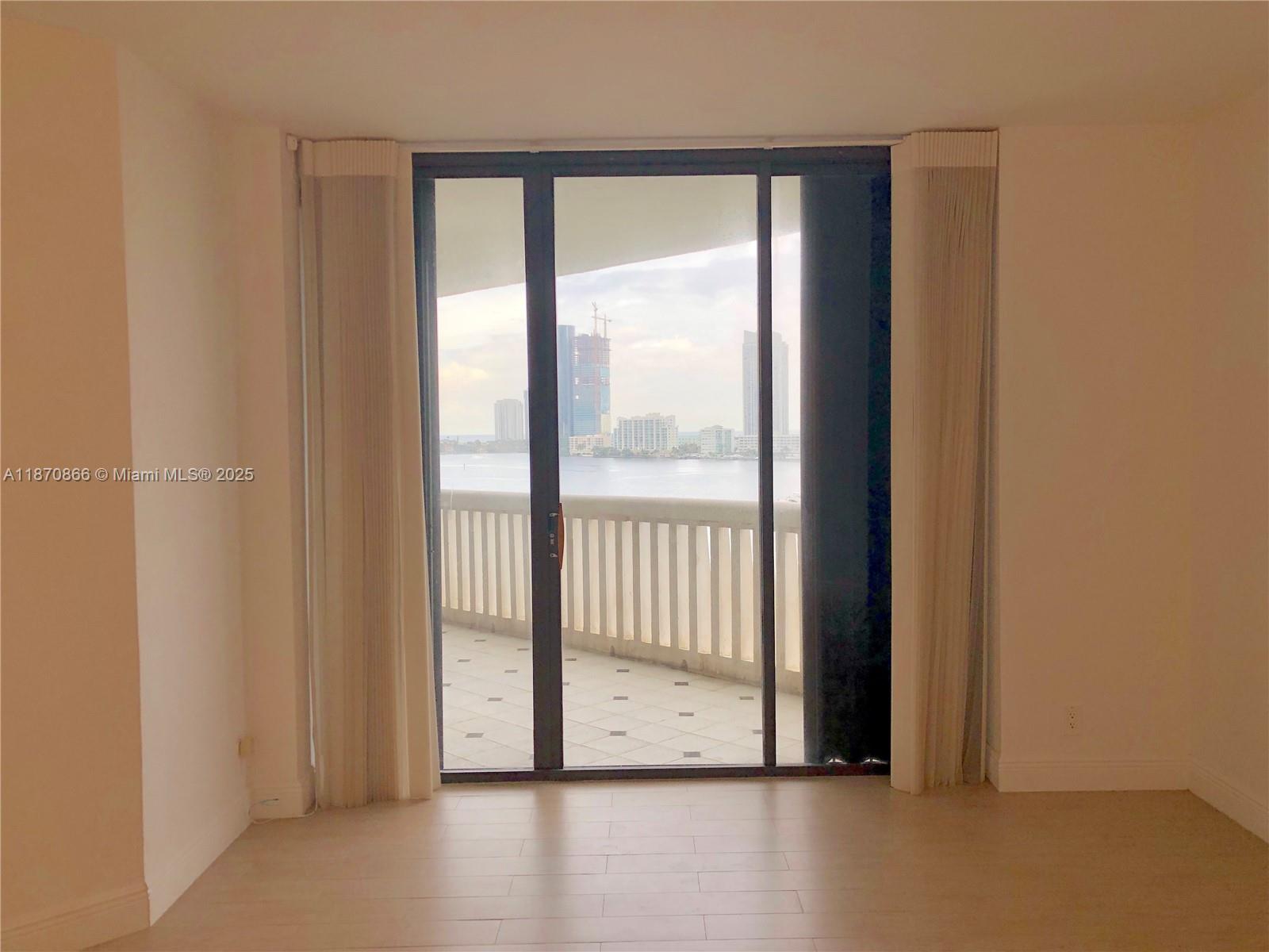 2800 Island Boulevard, Unit 902 Aventura, FL 33160 - Photo 9 of 29