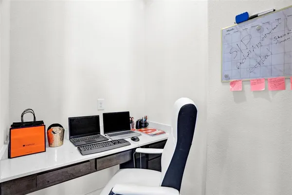 $390,000 | 10601 Ponderosa Trail, Aubrey, TX 76227