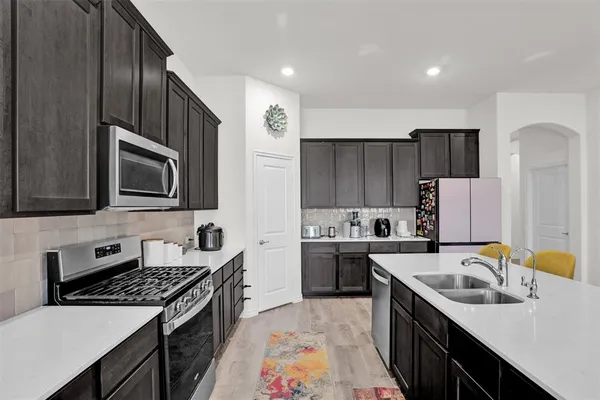 $390,000 | 10601 Ponderosa Trail, Aubrey, TX 76227