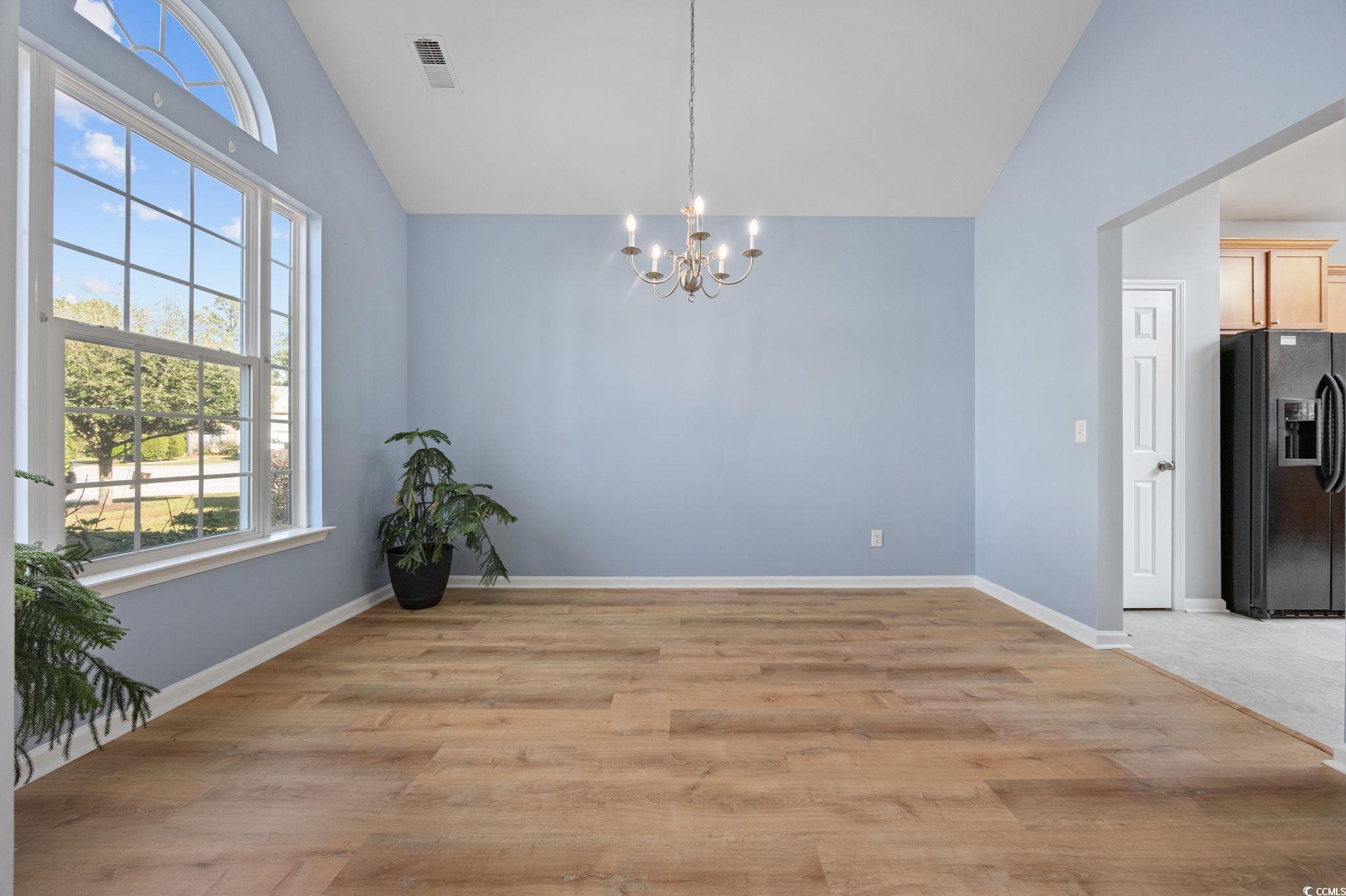 136 Carolina Oaks Drive Murrells Inlet, SC 29576 - Photo 13 of 40 Dining room