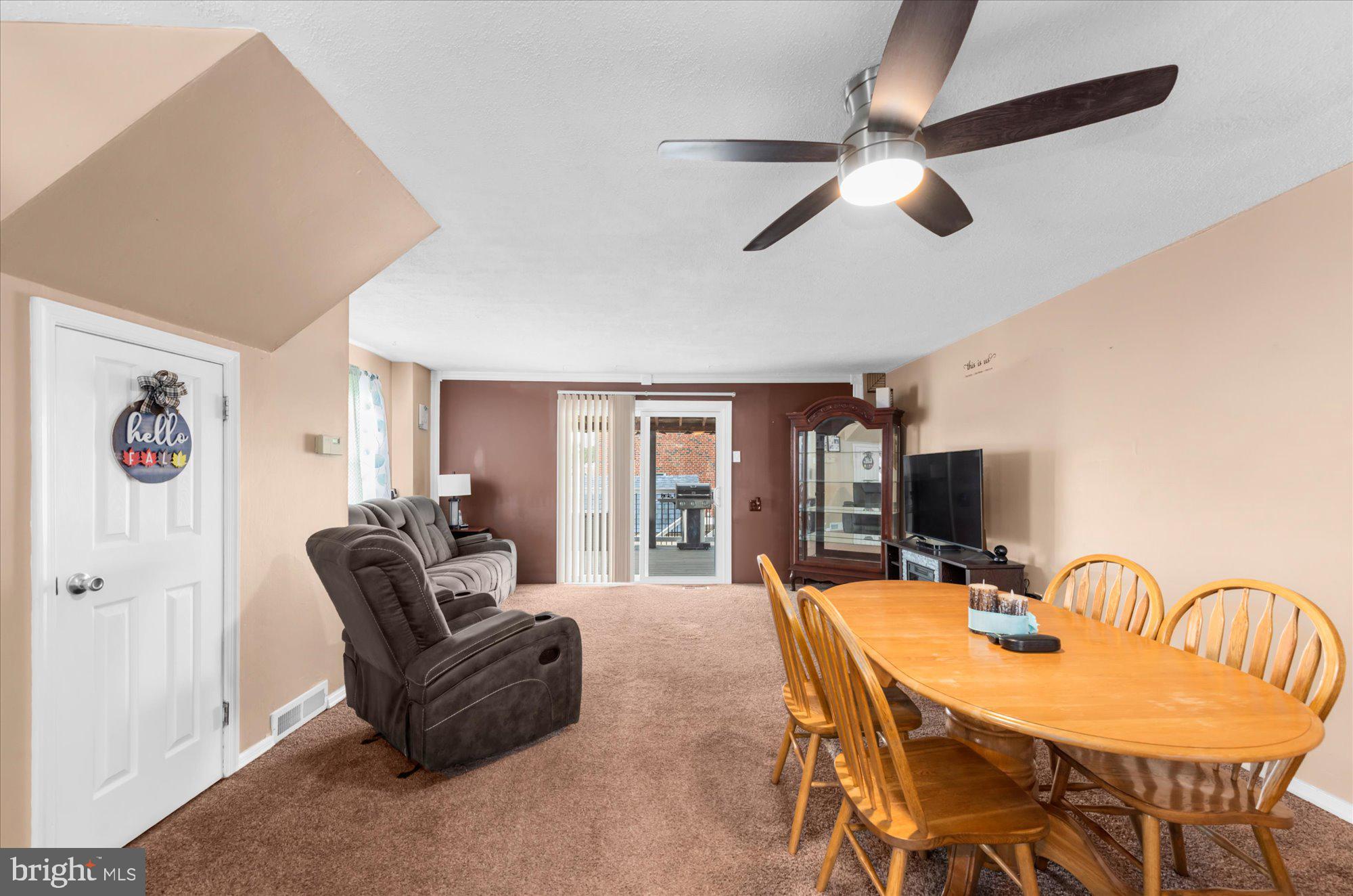 3028 Fairdale Road Philadelphia, PA 19154 - Photo 6 of 30 Gallery Image 6