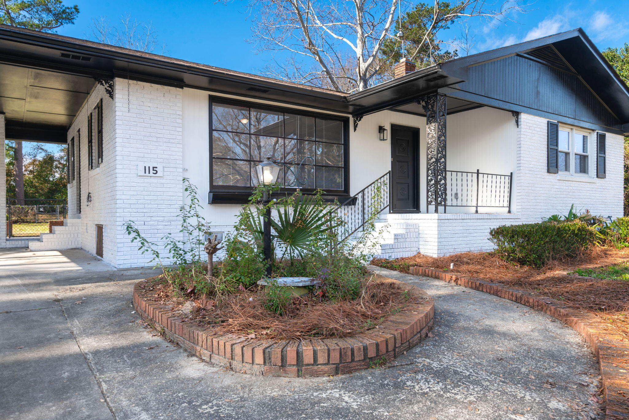 115 Sandy Drive Moncks Corner, SC 29461 - Photo 6 of 30 115 Sandy Dr, 29461