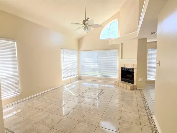 $1,875 | 13939 Plantation Valley Drive, Houston, TX 77083