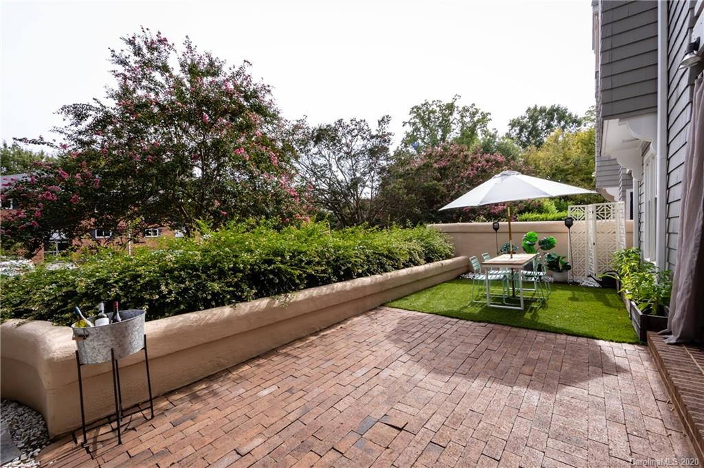 318 Queens Road, Unit 4 Charlotte, NC 28204 - Photo 31 of 48
