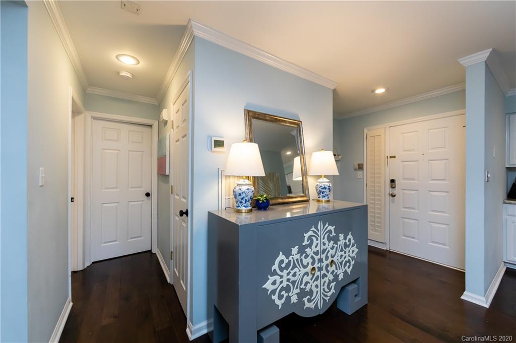 318 Queens Road, Unit 4 Charlotte, NC 28204 - Photo 5 of 48